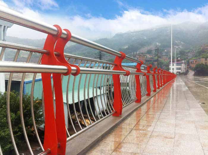 桥梁栏杆的安全性评估标准